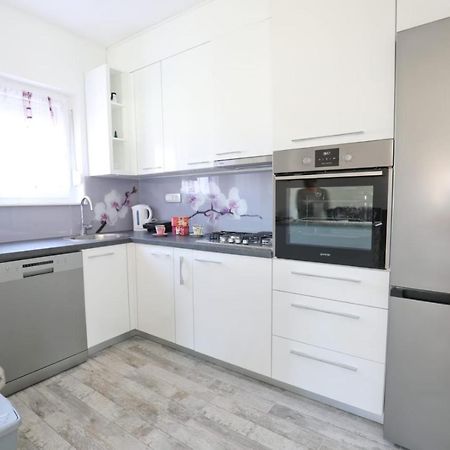 Apartman Teo &Tena Otocac Luaran gambar