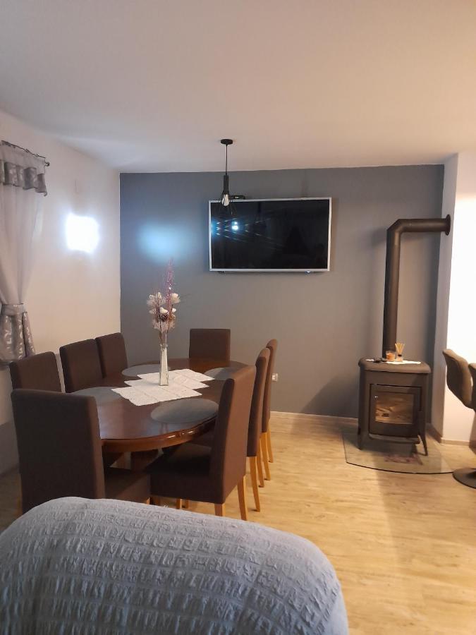Apartman Teo &Tena Otocac Luaran gambar